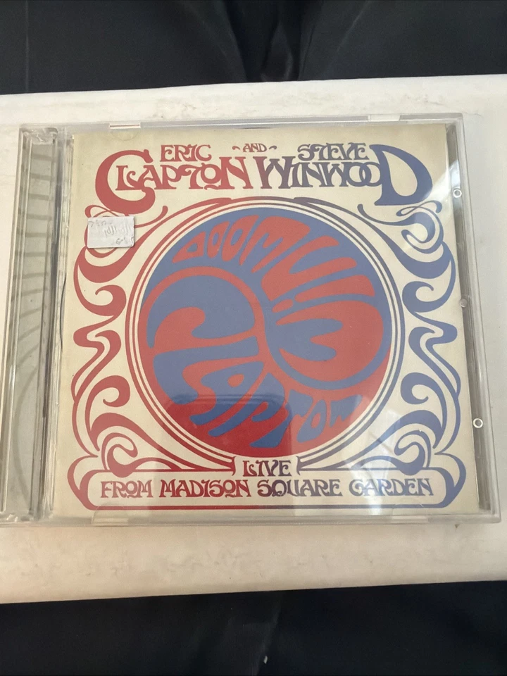 Эрик Клэптон и Стив Уинвуд • Live from Madison Square Garden • набор из 2 компакт-дисков - Изображение 1 из 4