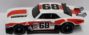 Hot Wheels 68 Custom Chevrolet Camaro 1:64 HW Modified V8 Chevy Turbo - Bild 1 von 2