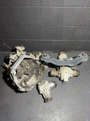 Honda CRV 1997-2001 2,0 L AWD transmisión manual 5 velocidades + caja de transferencia + diferencial Foto 1 de 4