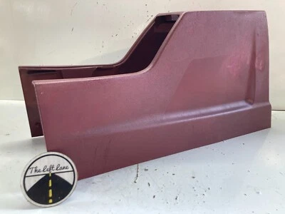 1985 - 1988 年沃尔沃 740 / 760 中控台扶手后烟灰缸红色 OXBLOOD — 第 1/4 张图片