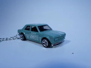 keychain '70 DATSUN S10 Bluebird 1970 Datsun S10 rallye car key chain - Picture 1 of 5
