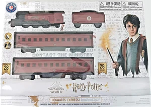 Lionel Harry Potter Hogwarts Express Train Set 28pc 7-11981 Wizarding World NEW - Picture 1 of 2