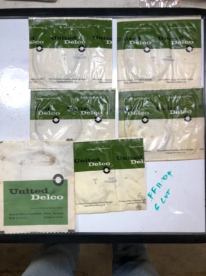 Oldsmobile 1956-1960 transmisión NOS cubierta de bomba delantera a cubierta delantera anillo de aceite Foto 1 de 4