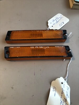 Chrysler 300 New Yorker Newport 1970 par de lentes de luz de marcador lateral Foto 1 de 4