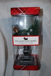 WILLIAMSTOWN CASA PEDESTAL LED SIN LLAMA VELA DE NAVIDAD PLATA BRILLO 12" NUEVO - Imagen 1 de 6