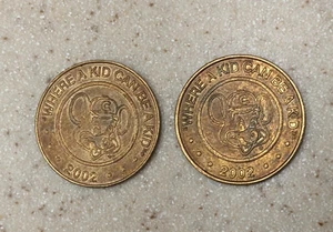 2002 2003 2005 2007 FIFTEEN Vintage CHUCK E CHEESE TOKENS! - Picture 1 of 4