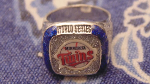 2018 Minnesota Twins 1991 Commemorative Coors Light World Series Ring Cover
