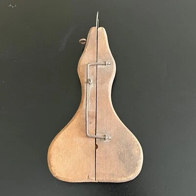 VTG Antique E Ross & Co Wooden Rug Tool Shuttle, Hook Punch, Pat Dec 27, 1881 - Image 1 of 4