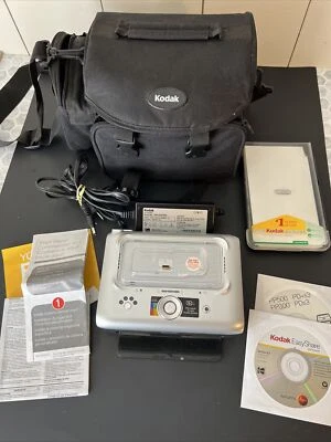 Kodak EasyShare Printer Dock Series 3 with Accessories Plus Bag No Camera - Image 1 of 4