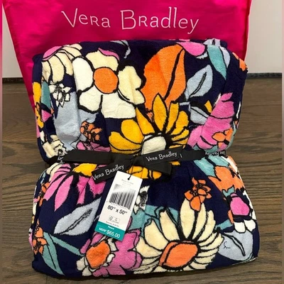 Vera Bradley Fleece Throw Blanket NWT - Image 1 of 2