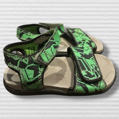 Sandalias See Kai Run para niños talla 7 verde negro cierre de correa aptas para el agua Foto 1 de 4