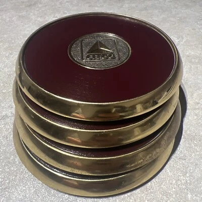 Juego 4 POSAVASOS DE ACEITE CITGO VINTAGE LATÓN MACIZO CUERO BORGOÑA parte posterior de corcho Foto 1 de 4