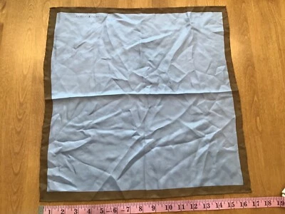 AUTÉNTICO PAÑUELO CUADRADO DE BOLSILLO ROBERT TALBOTT SEDA ITALIA + 2 GRATIS Foto 1 de 4