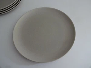 Denby Light & Shade - 11" Essteller Pergament - hellbraun - mehrere verfügbar - Bild 1 von 4