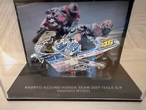 Honda MOTORBIKE model - Valentino Rossi 2001 Italy Champion -HONDA -B124