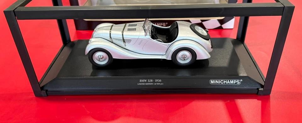MINICHAMPS. BMW 328 - 1936 SILVER.  1/18 SCALE. - Image 1 of 4