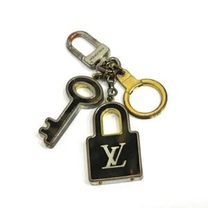 Louis Vuitton M66132 Bolso Charm Porte Cles Confidence Oro Usado de Japón - Imagen 1 de 6