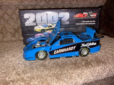 Dale Earnhardt Sr #7 2002 True Value 1999 IROC Firebird Xtreme 1:24 比例动作 — 第 1/3 张图片