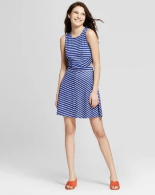 Mujer Xhilaration Vestido Patinador Lateral Sin Mangas Corte Azul Rayas XL NUEVO CON ETIQUETAS Foto 1 de 4
