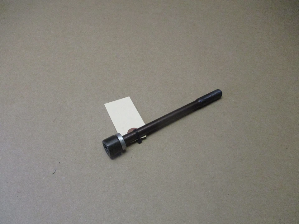 Arctic Cat 2021 RIOT 8000 ES 146 Primary Clutch Bolt 6000 M ZR 18 19 20 21 22 - Image 1 of 1