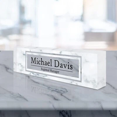 Placa de identificación personalizada VWAQ para escritorio - vidrio acrílico transparente mármol blanco ACS9 Foto 1 de 2