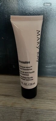 Mary Kay Ivory 2 TimeWise Luminous-Wear Liquid Foundation  Discontinued - Image 1 of 2