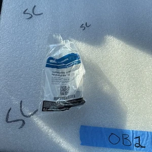 Genuine Ford OEM F6TZ-6730-BA F6TZ6730BA Oil Drain Plug - Picture 1 of 2