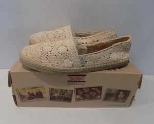 Women's BOBS from Skechers 39564 Natural Slip On Casual Shoes Size 9 Doily Upper - Picture 1 of 5