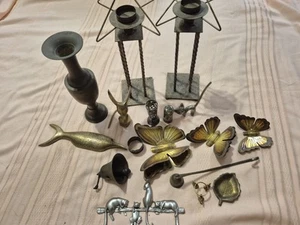 VINTAGE,BRASS MIXED LOT,WALL DECOR,CANDLE HOLDERS FIGURINES - Picture 1 of 6