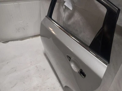 CONJUNTO PUERTA CONDUCTOR TRASERA NISSAN ALTIMA 2013 - 2018 Foto 1 de 4