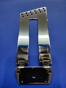Long 12-string chrome trapeze tailpiece + reinforced bracket for Rickenbacker. - Picture 1 of 6