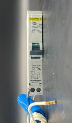 Square D QOE RCBO 10 Amp 30mA Type B 10A Qwikline QOE110B03 NEW - Image 1 of 3