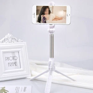 Selfie Stick Ausziehbares Bluetooth-Fernauslöser-Stativ, 360 ° drehbar - Zdjęcie 1 z 7
