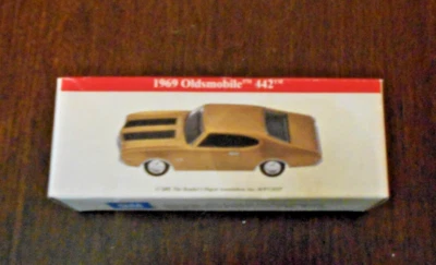 GM 2001 Diecast 1969 Oldsmobile 442 Readers Digest High Speed Official Model NIB - Image 1 of 4