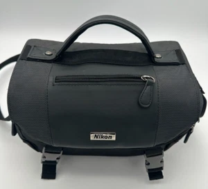 Nikon Deluxe Black SLR Digital Camera Padded Carry Bag Case 17001 Preowned GREAT - Picture 1 of 17