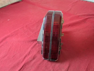 Oldsmobile Cutlass Supreme 442 1981-1988 luz trasera lateral derecha 2 puertas ¡buen estado!! Foto 1 de 4