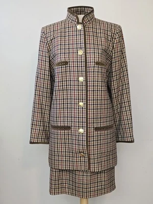 Authentic Vintage CHANEL Boutique Skirt Suit – Early 1990s Houndstooth FRANCE - Image 1 of 4