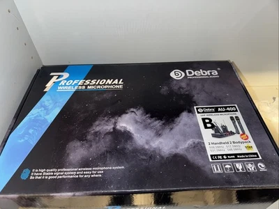 D Debra 4 Kanal UHF Mikrofon Kabellos Set,AU400 mit Handmikrofon/Bodypack Tra... - Bild 1 von 4