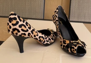COLE HAAN WOMEN'S SHOES.SIZE: 9.5B CALF HAIR LEOPARD PRINT PEEP TOE PUMPS - Picture 1 of 7