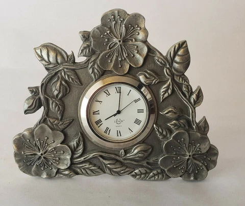 Kirk Stieff Pewter Flowers Desk Shelf Clock - Lenox Quartz - Needs Battery Cover