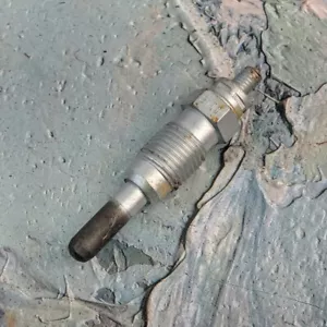 2x NGK Y207TS For 1979-1980 Audi 5000 2.0L L5 Diesel Glow Plugs Replace 176-1011 - Picture 1 of 9