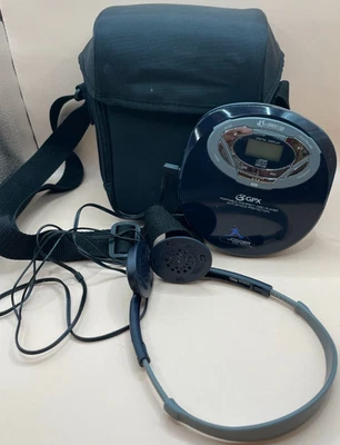 Reproductor de discos compactos portátil GPX - C3971 - con estuche de transporte y auriculares Foto 1 de 4