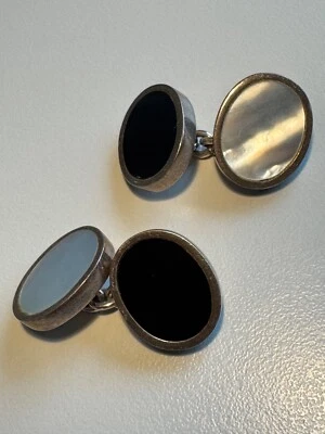 Stunning Vintage Onyx & Mother of Pearl Cufflinks set in Sterling Silver 925 - Image 1 of 4