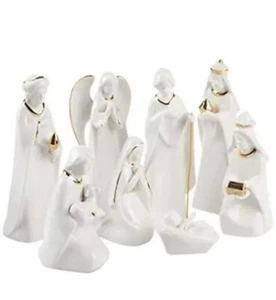 Mikasa Holiday Splendor 8 Piece Nativity Set Cream Christmas - Picture 1 of 7