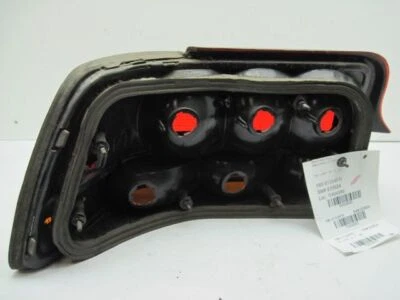 Passenger Tail Light Plain Lens Excluding Le Fits 88-89 GRAND PRIX 25583 - Изображение 1 из 2