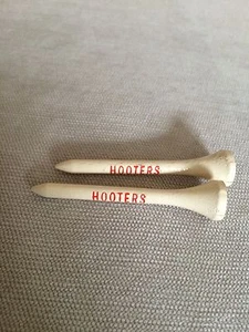 HOOTERS Logo Promotional Promo Golf Tees 2" - Set of 2 - Picture 1 of 7