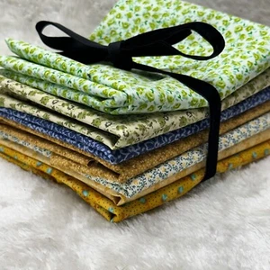 Fat Quarter Cottage Flowers 7 Piece Quilt Fabric Bundle, Green/Neutral/Yellow - Picture 1 of 7