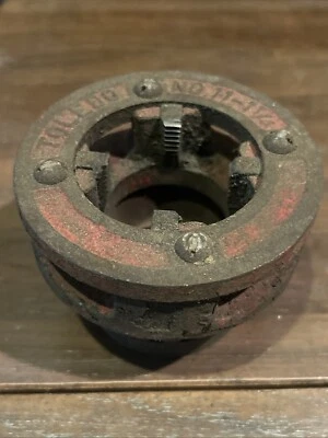 Toledo No 11 1 1/4” Pipe Threading Die Heads - Image 1 of 4