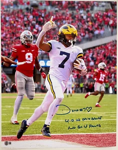 DONOVAN EDWARDS SIGNED MICHIGAN 16X20 NO GOLD PANTS Photo BECKETT WITNESS COA - Picture 1 of 1