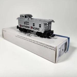 Southern Pacific N Gauge 423 Caboose No. 1064 High Speed Model Train NEW - Picture 1 of 10